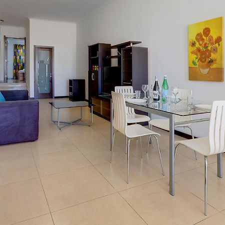 Modern 2 Bedroom Maisonette in Central Sliema Buitenkant foto