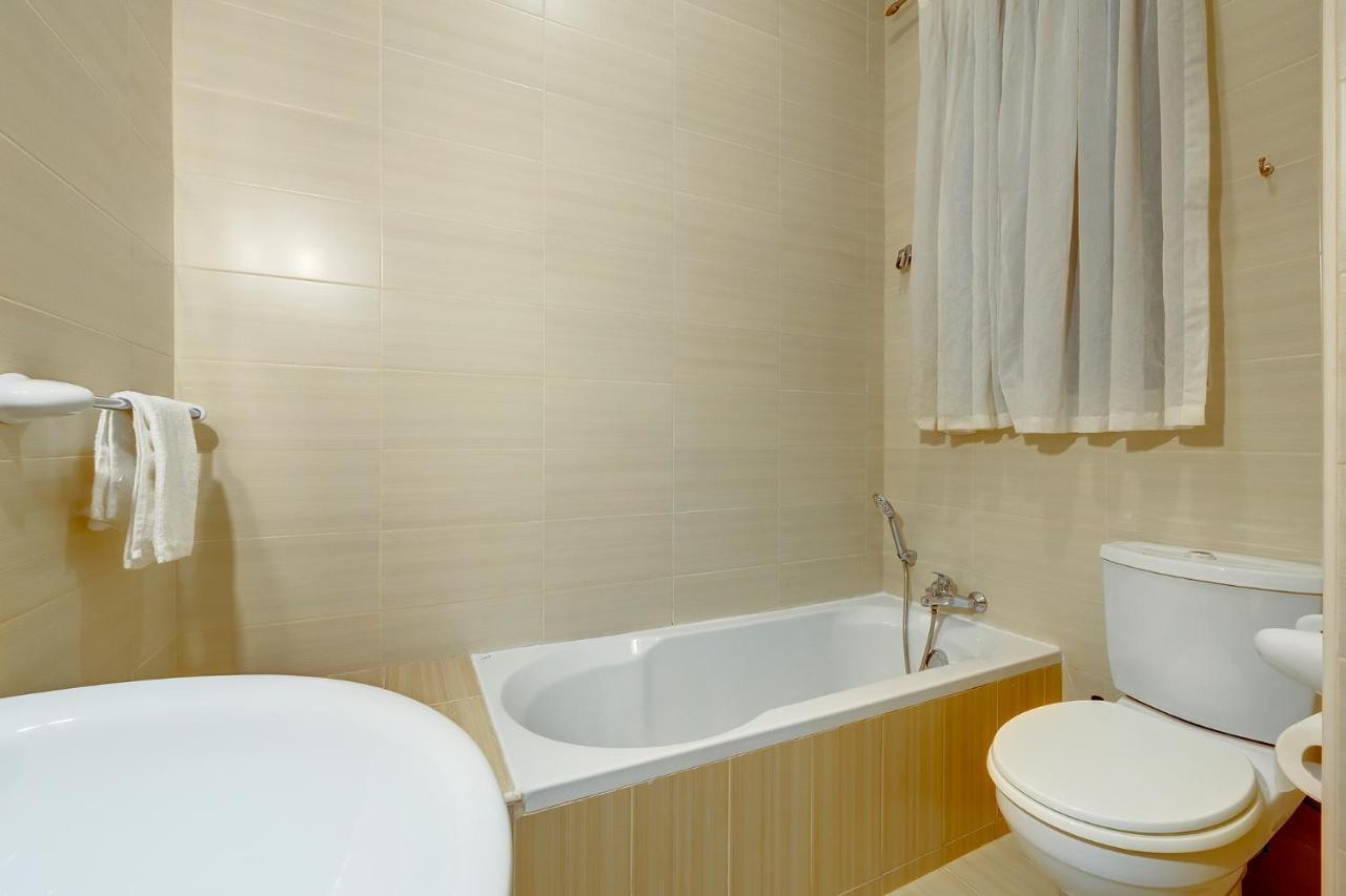 Modern 2 Bedroom Maisonette in Central Sliema Buitenkant foto